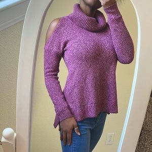 Hollister Long Sleeve Open Shoulder Cowl Neck Sweater Size XS